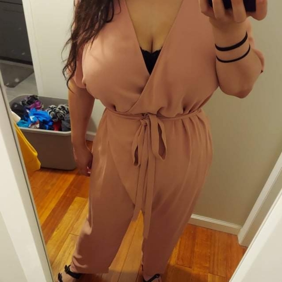 Asos pink jumpsuit with belt - Picture 7 of 13
